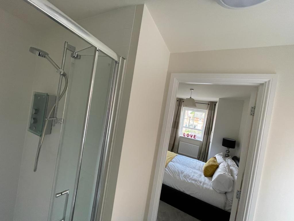 Stunning 3-Bed Risa House In Beeston Nottingham Villa Exterior foto